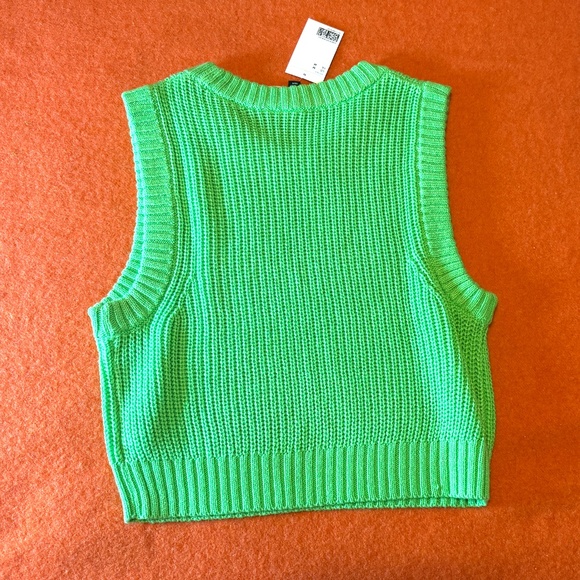 H&M neon green crop chunky sweater vest NWT - Picture 6 of 6